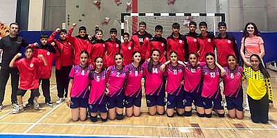 Karslı Hentbolcular Anadolu Yıldızlar Ligi'nde Gururlandırdı