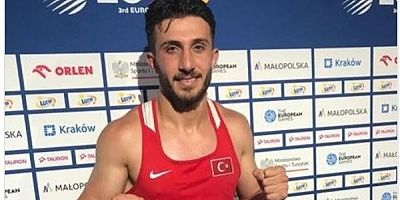 Karslı Milli Boksör Tuğrulhan Erdemir, Paris biletini kaptı