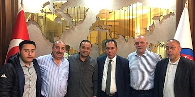 Karsmedyasi haber sitesi sahibi Daşdelen ve İstanbul Temsilcisi Bayramlı'dan Başkan Senger'e ziyaret
