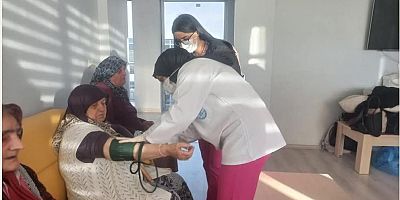KAÜ Öğrencilerinden Huzurevinde Sağlık Taraması