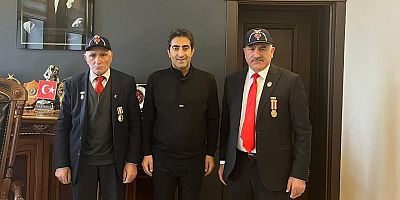 Kaymakam Aslantatar, Gazileri makamında ağırladı