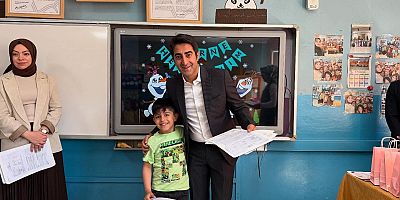 Kaymakam Aslantatar, Öğrencilerin Karne Sevincine Ortak Oldu