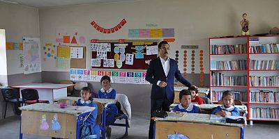 Kaymakam İsmail Demirtaş, Hacıpiri Köyü İlkokuluna Ziyaret