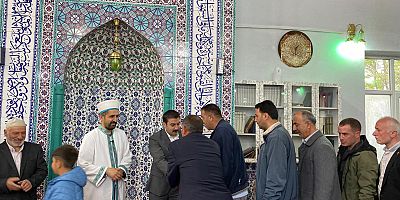 Kaymakam M.Burak Akköz, Halkla Bayram Namazında Buluştu