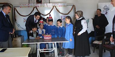 Kaymakam Semiz, Laloğlu Köyü'nde öğrencilerle buluştu