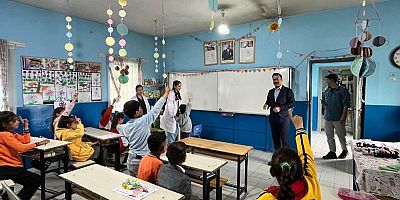 Kaymakamı İsmail Demirtaş'tan Büyükpirveli Köyü İlkokuluna Ziyaret