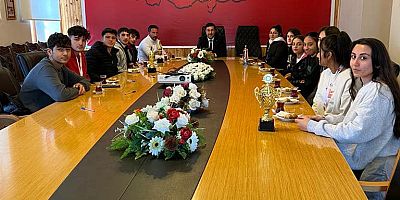 Kickboks şampiyonlarından Kars TSO Başkanı Bozan'a ziyaret