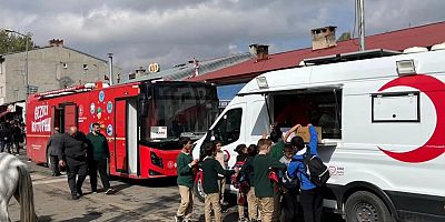 Kızılay Kars İl Başkanlığı, Digor’un Kurtuluş Etkinliklerine Katıldı