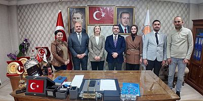 Kızılay Kars Şubesi’nden AK Parti Kars İl Başkanlığı’na Ziyaret