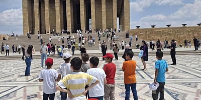 Koruma Altındaki Çocuklardan Anıtkabir ve Birinci Meclis’e Ziyaret