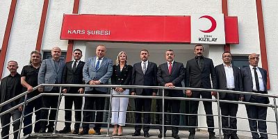 MHP Heyeti, Kars Kızılay Şube Başkanı Hüryurt ile bir araya geldi