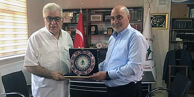 Milletvekili Şamil Ayrım, Kars Ehlibeyt Alimleri Birliği Derneği'ni ziyaret etti