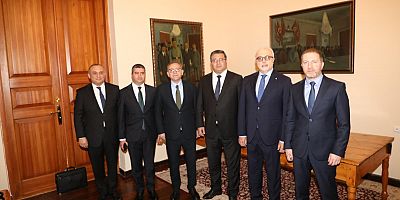 Nahçıvan Ekonomi Bakanı Vali Polat’ı Ziyaret Etti