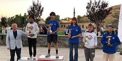 Optimist Yarışları’nda Dereceye Giren Sporculara Ödülleri Verildi