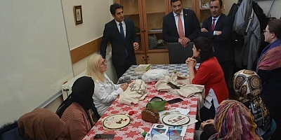 Sarıkamış Kaymakamı ve Belediye Başkanı'ndan kursiyerlere ziyaret