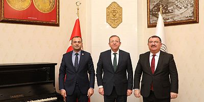 Şavşat Kaymakamı ve Belediye Başkanı'ndan Vali Polat'a ziyaret