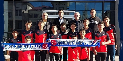 Selim U15 şampiyon takımından Başkan Barış Koç'a anlamlı ziyaret!