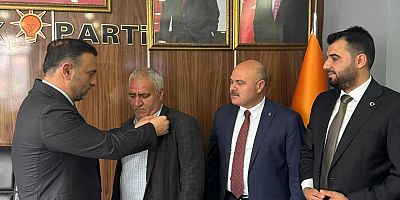 Son dakika: Gelecek Partisi İlçe Başkanı AK Parti’ye Katıldı
