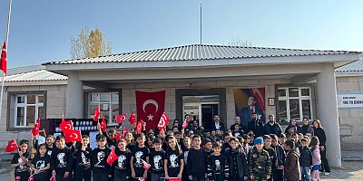 Susuz’da 10 Kasım Atatürk’ü Anma Programı Coşkuyla Kutlandı
