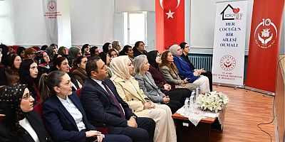 Susuz’da Koruyucu Aile Tanıtım Toplantısı Gerçekleştirildi