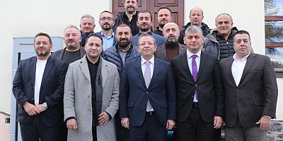 Turizm sektör temsilcilerinden Kars Valisi Ziya Polat'a ziyaret...