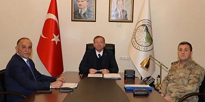 Vali Polat, Kars'taki Güvenlik olaylarıyla alakalı basına bilgi verdi