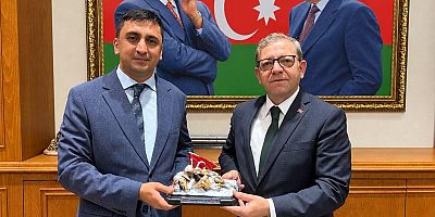 Vali Polat’tan Azerbaycan Kars Başkonsolosu Zeynalov’a Ziyaret