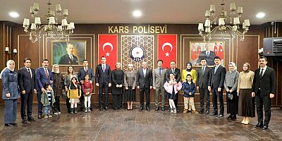 Vali Polat'tan mülki idare amirleriyle anlamlı iftar buluşması