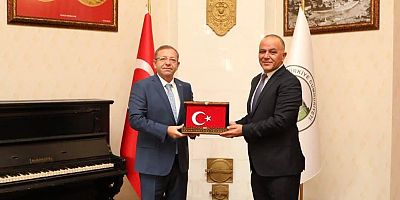 Vali Polat’tan Sakarya’ya Atanan Emniyet Müdürü Saka’ya Veda