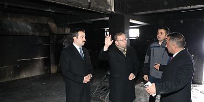 Vali Polat, Yanan Arpaçay Kütük Ev’de İncelemelerde Bulundu