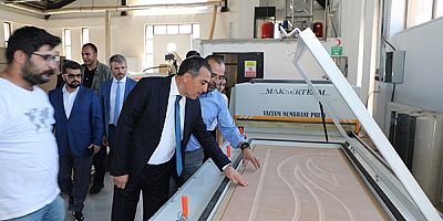 Vali Türker Öksüz, Sanayi Tesislerinde incelemelerde bulundu