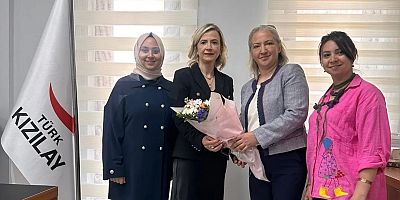 Vali ve Vali Yardımcısının Eşlerinden Kızılay İl Başkanı'na Ziyaret