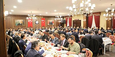 Vali Ziya Polat, emniyet personeliyle iftarda bir araya geldi