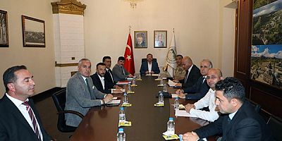 Vali Ziya Polat’ın Başkanlığında eğitim-öğretim döneminde alınacak tedbirler görüşüldü