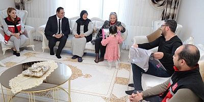 Vali Ziya Polat'ın eşi Pınar Filiz Polat Şehit Ailesini ziyaret etti