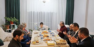 Vali Ziya Polat Şehit Ailesine İftarda misafir oldu