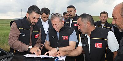 Vali Ziya Polat, Selim'de Asfalt Çalışmalarını Yerinde İnceledi