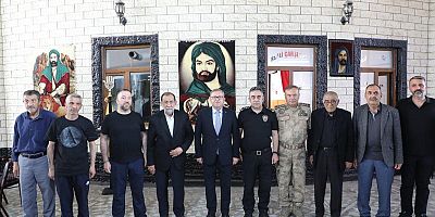 Vali Ziya Polat’tan Ehlibeyt Hz. Ali Çarşı Camii’ne Ziyaret