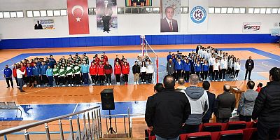 Voleybol Ünilig Eleme Grubu Müsabakaları Başladı