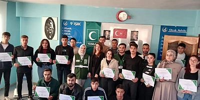 Yeşilay'dan Ülkü Ocakları'nda Bağımlılıkla Mücadele Eğitimi