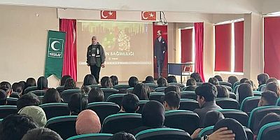 Yeşilay Kars Şubesi’nden Öğrencilere Farkındalık Etkinliği