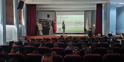 Yeşilay Kars Şubesinden Öğrencilere Tütün Bağımlılığı Eğitimi