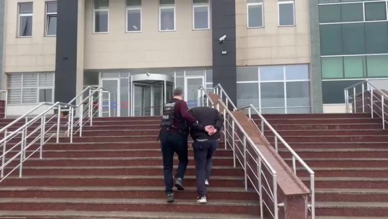 Tartıştığı Karısını Öldüren Koca, Çıkarıldığı Mahkemece Tutuklandı