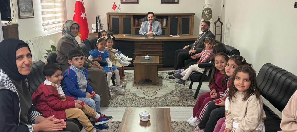 Temel Yıldırım 4-6 Yaş Kur'an Kursu Öğrencilerinden Ziyaret