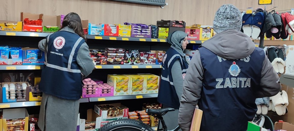 Ticaret Bakanlığı, Kasım Ayı İndirimlerini Sıkı Takibe Aldı: Aldatıcı Fiyatlara Geçit Yok