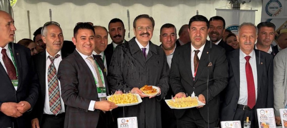 TOBB 82. Genel Kurulu Yöresel Ürünler Fuarı’nda Kars Standına Yoğun İlgi