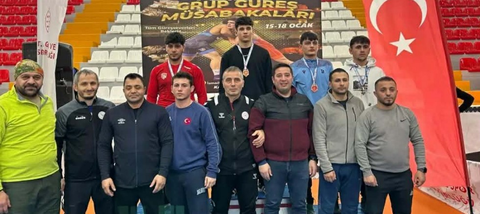 U-17 Serbest ve Grekoromen Grup Güreş Müsabakaları Tamamlandı