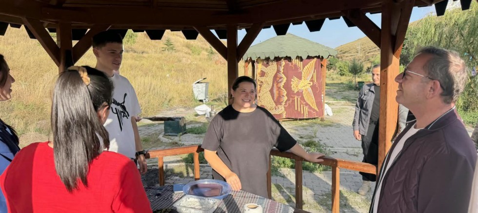 Vali Polat, Susuz Şelalesi’nde Vatandaşlarla Bir Araya Geldi