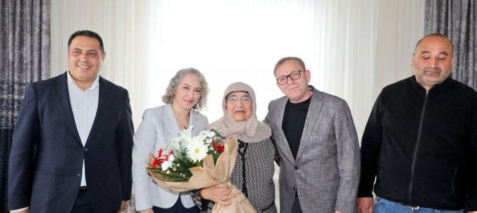 Vali Ziya Polat, Şehit Annesini Anneler Günü’nde Ziyaret Etti