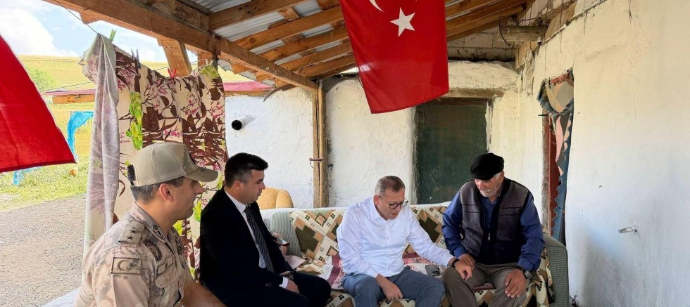 Vali Ziya Polat’tan Şehit Ailesine Ziyaret